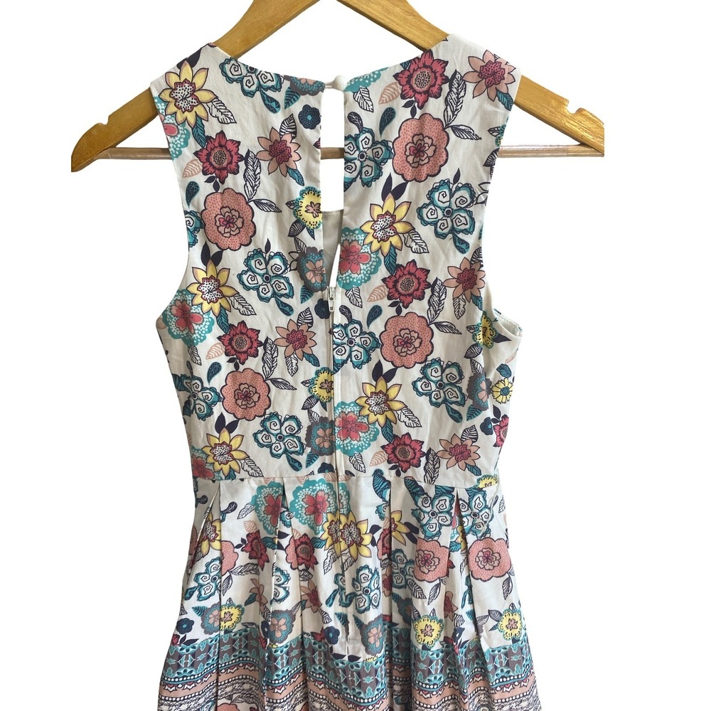 Teezeme Ivory Floral Pleated Mini Dress Size 3/4 Sleeveless Eyelet Pockets Cute‎ - Picture 6 of 13